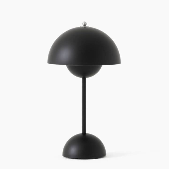 Modern LED bordslampa, trådlös och dimbar 