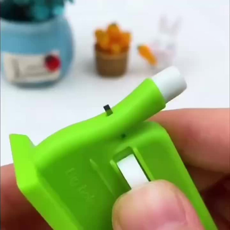 הכניסו את המחטים שלכם בשנייה אחת ללא מאמץ! 