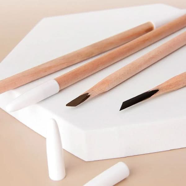 Modele sobrancelhas perfeitas com o nosso lápis profissional! (x2) 