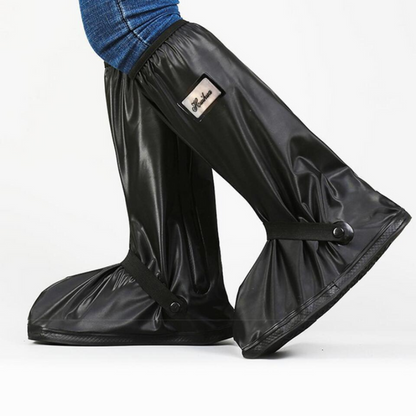 Păstrați-vă pantofii uscați, chiar și sub ploaie 